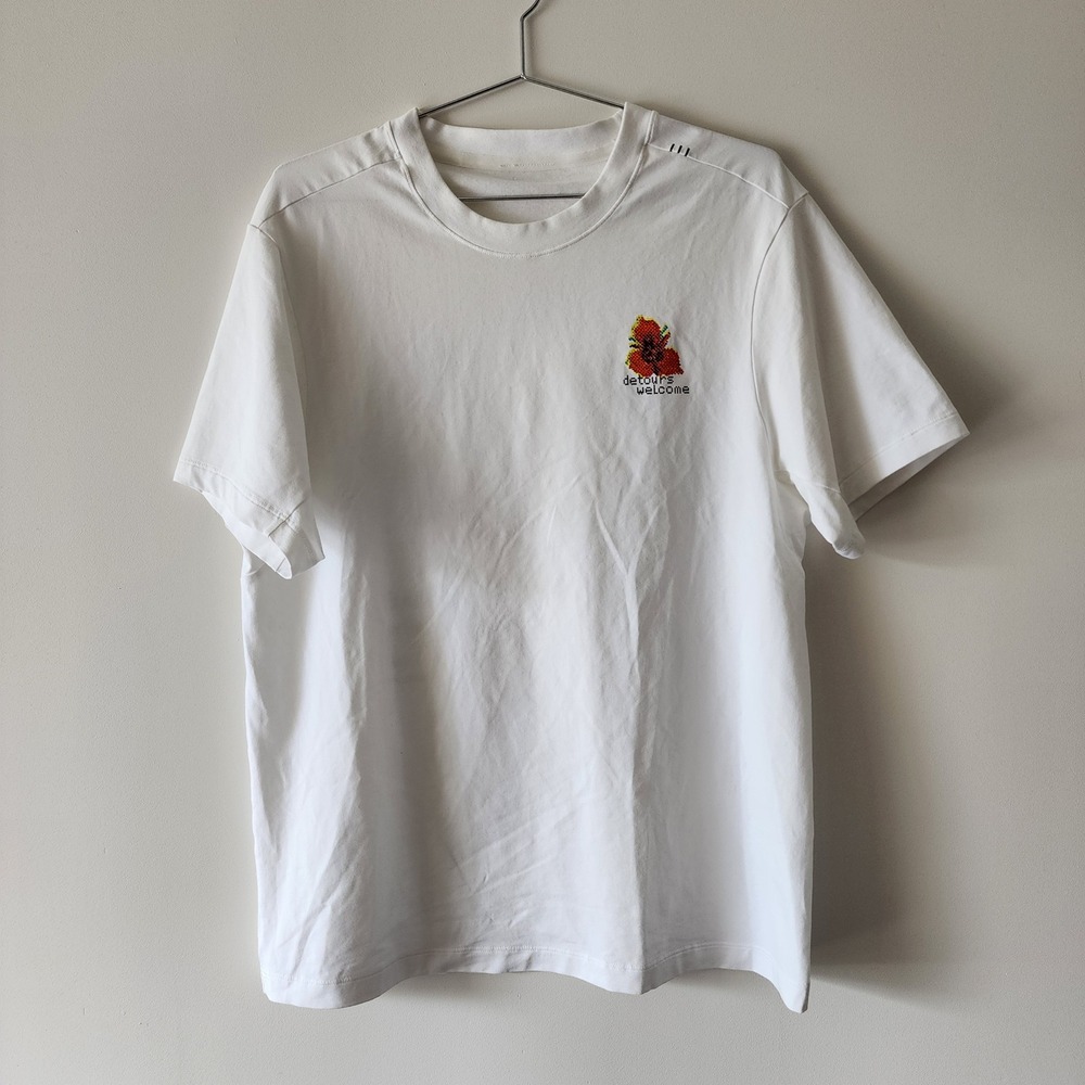 Lululemon Zeroed Tee "Detours Welcome" Graphic Men Medium White Streetwear Artsy